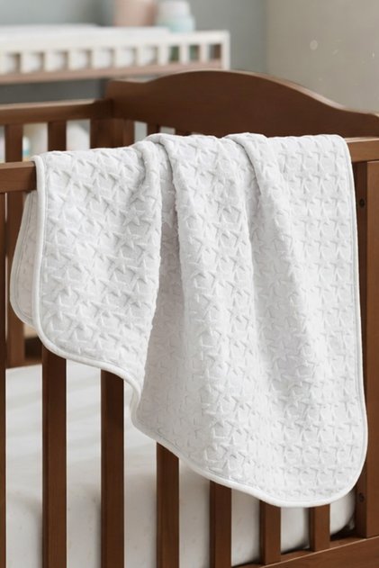 Ecru Star Embossed Thick Plush Blanket 100*120 cm