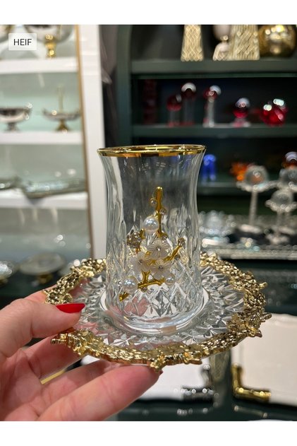 Odin Flower Pattern Gold 6-Piece Tea Set with Pearls