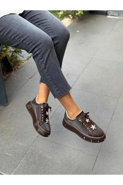 Brown Emerald Lace-Up Women's Casual Sports Shoes