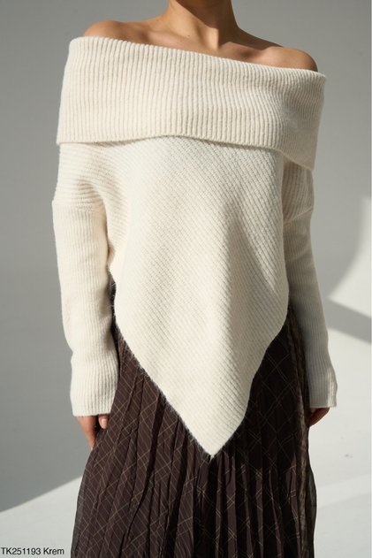 Women's Cream Madonna Collar Asymmetrical Cut Knitwear Sweater