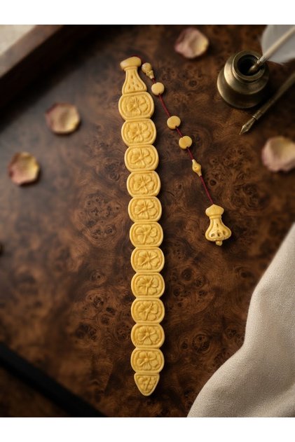Pompon Pool (Old Cast) Luxurious Maroccan Greek Story, 12 Beads in the Collection.