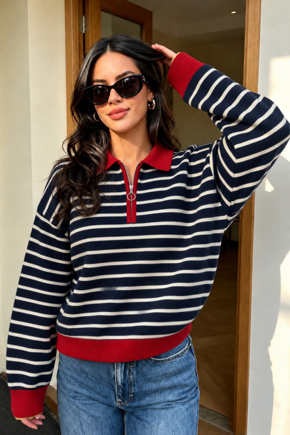 Kadın Çizgili Yarım Fermuarlı Polo Yaka Oversize Triko Kazak