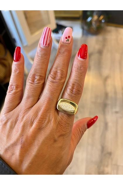 Pointing Finger Ring
