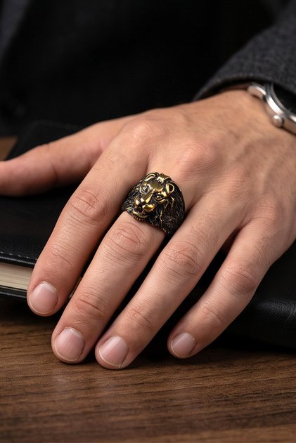 Men's Lion Form Adjustable Ring