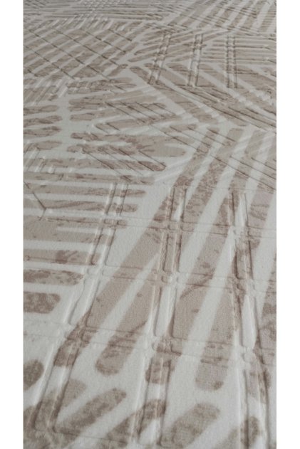 The 6 m2 non-elastic embossed carpet cover has an extra hem allowance of 200*300 dimensions.