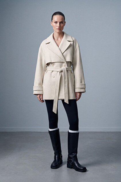 Short Cashmere Coat with Sleeve Cuff Detail Bej 32542