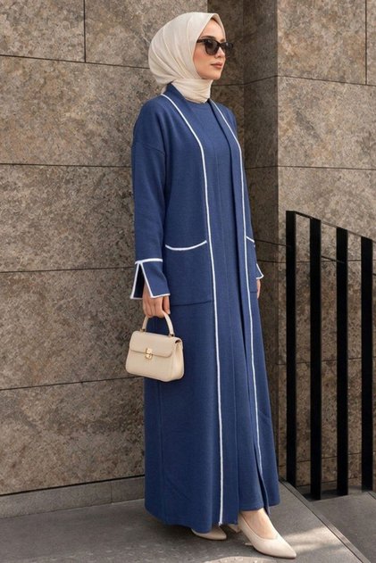 Contrast stripe detailed pocketed indigo blue hijab knitwear two-piece set 40029im