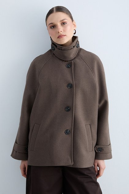 Women's Stand Collar Buttoned Short Coat with Pocket Detail, Long Sleeve Relaxed Fit Winter Jacket - Mink