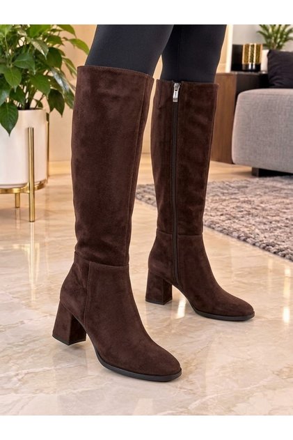 Women's Brown Sweater Boots with Low Thick Heels and Zipper, Stylish for Winter.