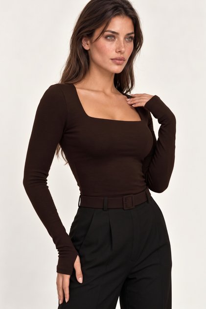 Kadın Kahverengi Esnek Pamuklu Kumaş Kare Yaka Parmak Geçmeli Uzun Kollu Slim Fit Bluz