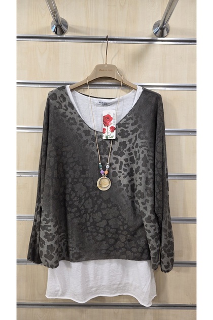 Italian Leopard Pattern Necklace Blouse Undershirt