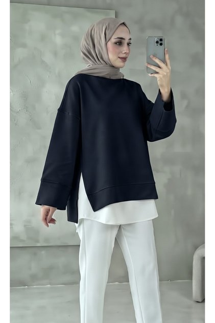 Oversize Yanları Yırtmaçlı İki İplik Pamuklu Günlük Rahat Kadın Sweatshirt İçlik Dahil Değildir(38-44 beden)