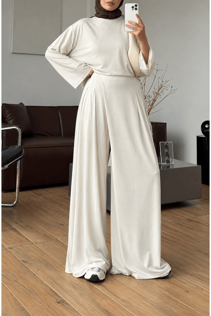 Skirt and Trousers Two-Piece Set - Ecru