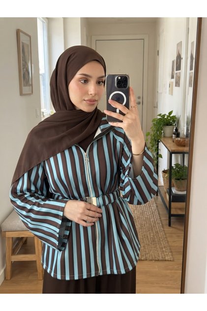 Women's Hijab Scuba Textured Striped Belted Jacket