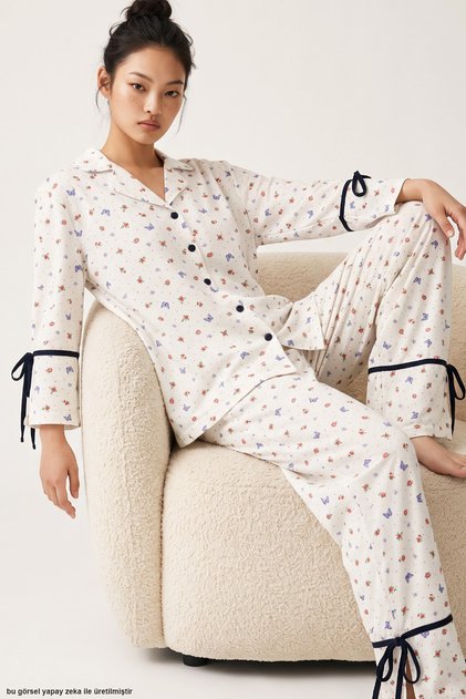 Ecru Floral Patterned, Ribbed, Slit Detailed, Soft Touch Winter Buttoned Knitted Pajama Set 8079