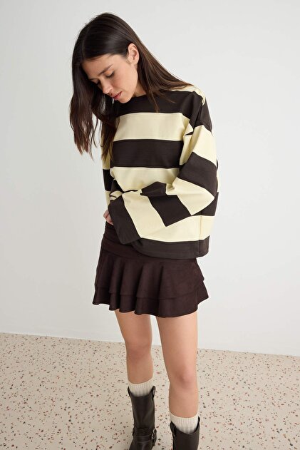 Sarı Kahverengi Kalın Çizgili İspanyol Kol Oversize Örme Sweatshirt TWOAW27SW00240