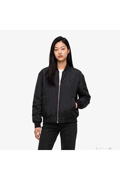 Essential Nylon Bomber Damenjacke in Schwarz