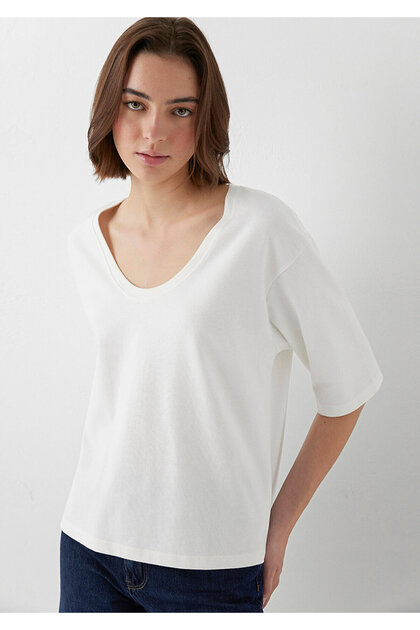 Basic Ekru Tişört Regular Fit / Normal Kesim 1620456-70057