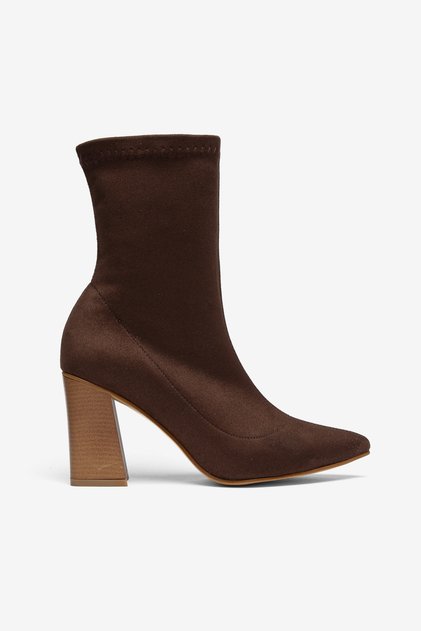 Brown Suede Thick Heeled Wooden Sole Stretch Comfortable Heeled Boots for Work, School, Office, Campus Style Stylish Boots