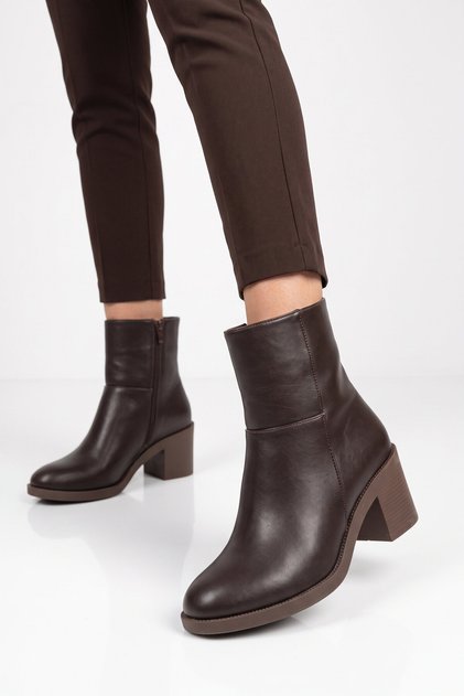 Brown Leather Zippered Women's Heeled Boots Daily Office Event Stylish Comfortable Boots 224572