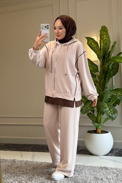 6653 - Stylish Comfortable Loose Viscose Soft Modal Fabric Peach Fabric Garnished Zippered Hooded Women's Set