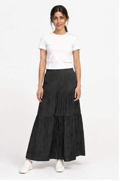 Tiered Skirt with Elastic Waist
