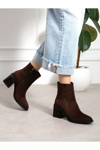 Escar Brown Suede Heeled Women's Boots