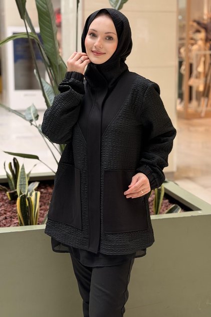 حقيبة بروكار بياقة واسعة وجيب أمامي بسحاب