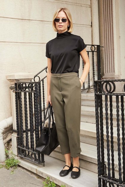 Women's High Waist Side Pocketed Ankle Length Elastic Waistband Lightweight Stretchy Fabric Trousers with Epaulettes - Dark H