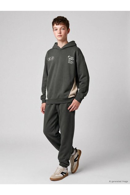 Printed Hooded Boys' Tracksuit Set (W6)