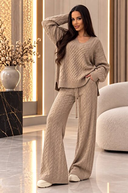 compleu de dama calduros din tricot