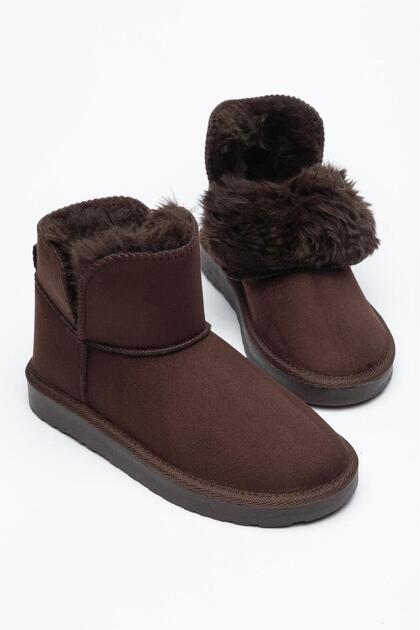 Aspen Women's Brown Suede Boots with Thick Fur Lining