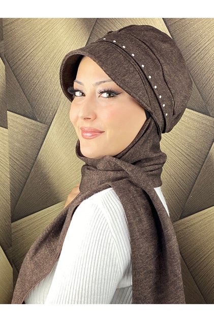 Tesettür Pearl Decorated Hat