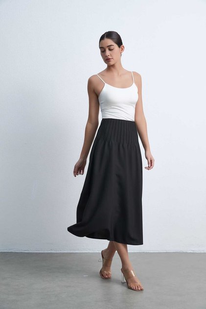 Solid Loose Fit Midi Skirt