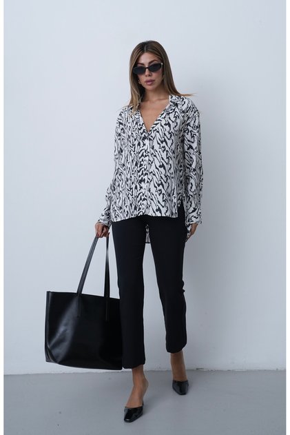Desenli Oversize Gömlek Geniş Kesim Uzun Kol Bluz Kadın Trend Modern Stil Dökümlü Gömlek