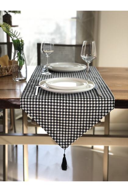 American Service, Houndstooth Pattern Runner
