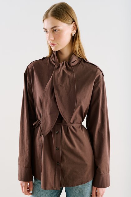 Shirt with Fular Collar Brown