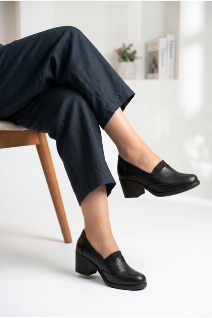 Women's Genuine Leather Flexible Knitwear Strappy Thick Block Heel Classic Casual Shoes