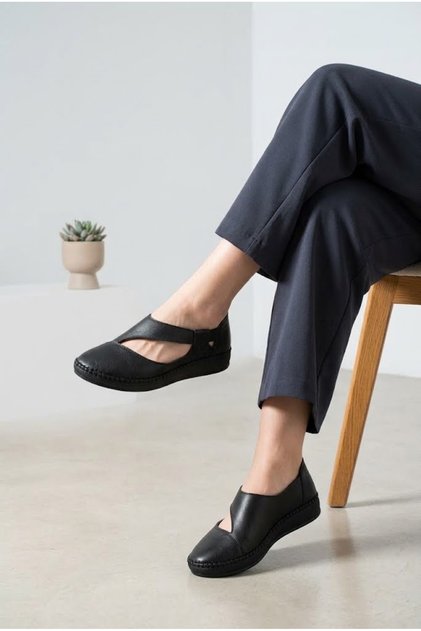 Ballerina Model Genuine Leather Shoes