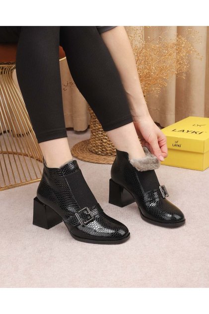 Ilven Black Buckle Detailed Elastic Furry Heeled Women's Boots