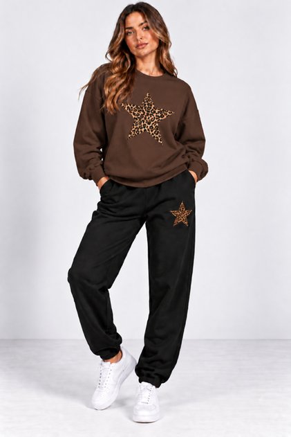 Women's Oversize Leopard Star Printed Tracksuit Set – Winter Sweatshirt & 2-Thread Seasonal Sweatpants