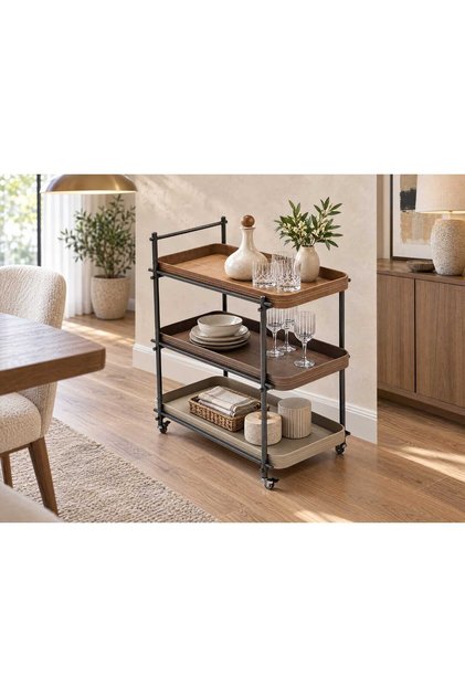 Arabia Presents an Iron Frame with Three Shelves.