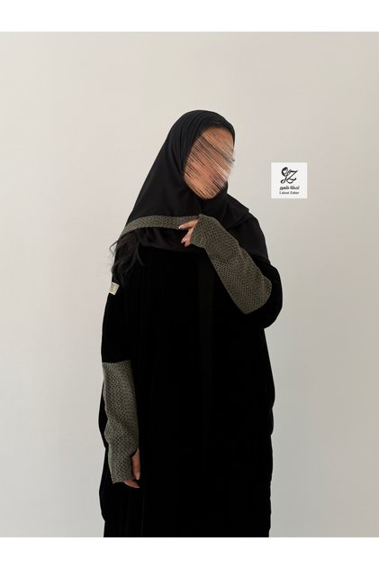 Abaya Ebadar Nasbah with Velvet Fabric and Knit Interlining