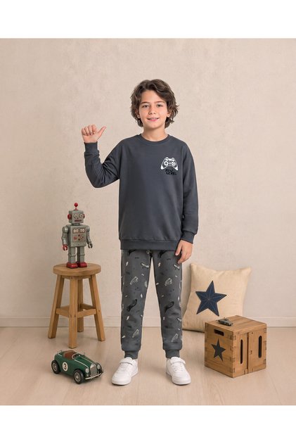 Boys & Teenagers Interlock New Level Player Printed Long Sleeve Pajama Set Gray