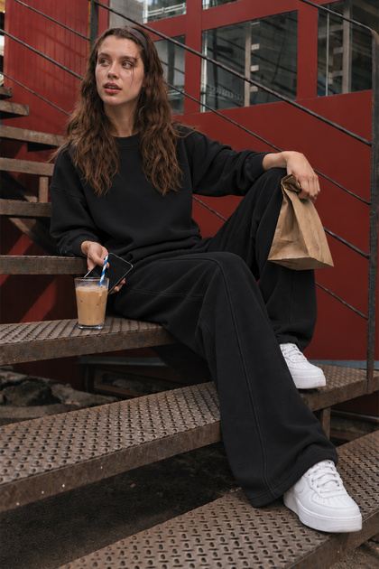 Elastic Waist, Front Stitching Detail, Wide Leg Women's Sweatpants