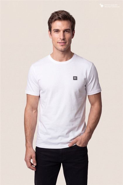 Metal Logo Tee Erkek Bisiklet Yaka T-Shirt Beyaz