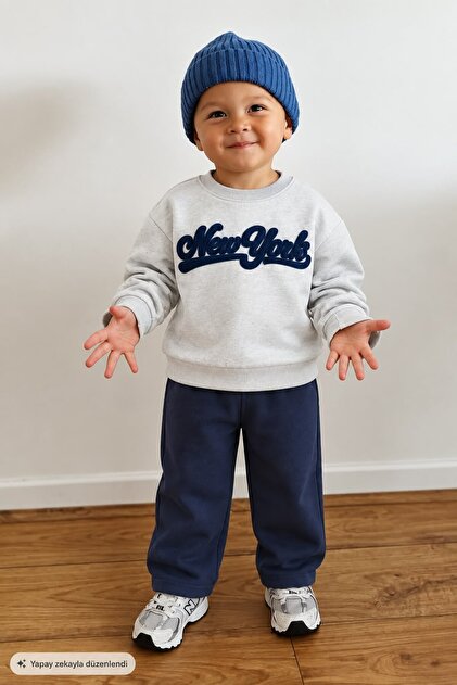 Erkek Çocuk Baskılı Kışlık Sweatshirt ve Pantolon Takım