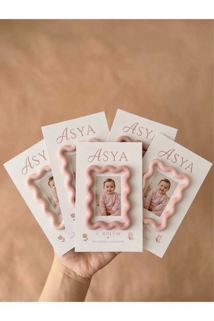 20 Adet Kişiselleştirilebilir Fotoğraflı Bebek Magneti - Pembe Çerçeveli Doğum Günü, Mevlüt & Baby Shower Hediyesi
