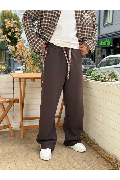Baggy Fit Tracksuit with Ethnic Stripe Pattern on the Side, Brown 5136