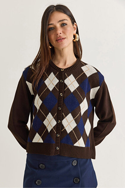 Women's Bitter Brown Diamond Patterned Crew Neck Buttoned Knitwear Cardigan Cln30 60286632
